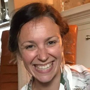 Meet your Posher, Olivia